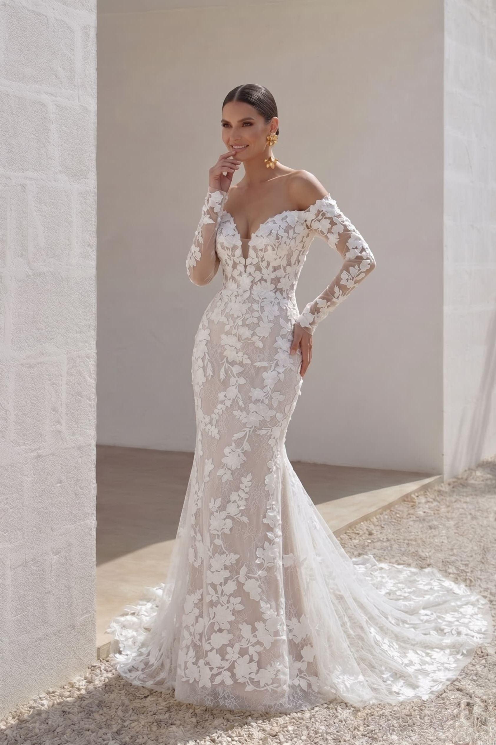 Trumpet-Mermaid Court Train Lace Tulle Wedding Dress CW3250 - 45 Days / As Picture:Ivory/Nude / US0-UK2-EUR30 - COCOMELODY